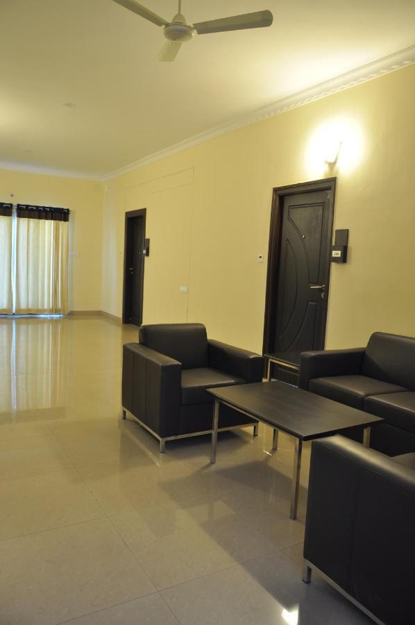 Luxor Park Service Apartment Hyderabad Eksteriør billede